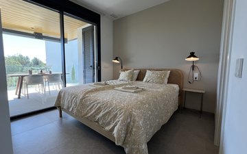 Property slide 15