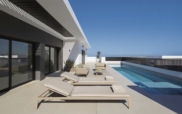 Property slide 20