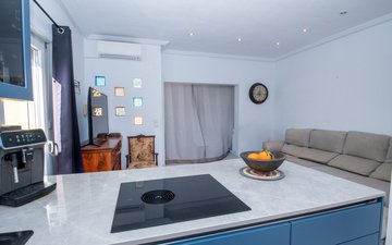 Property slide 7