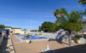 Property slide 17