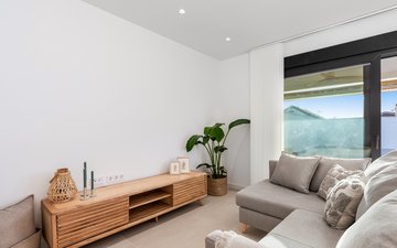 Property slide 4