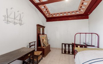 Property slide 43