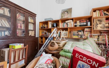 Property slide 44