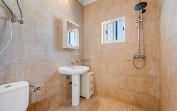 Property slide 42
