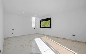 Property slide 6
