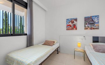 Property slide 18