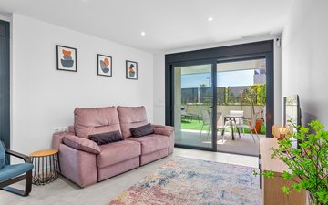Property slide 10