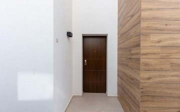 Property slide 28