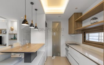 Property slide 18