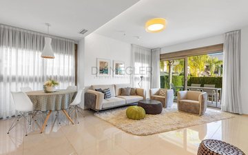 Property slide 20