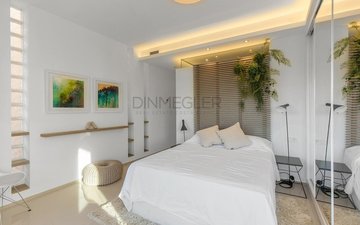 Property slide 39