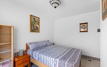 Property slide 20