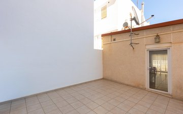 Property slide 31