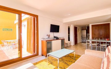 Property slide 10