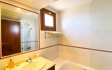 Property slide 30