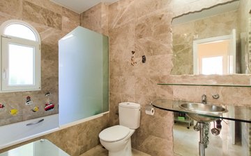 Property slide 20