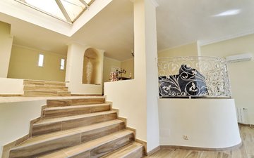 Property slide 18