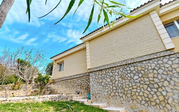 Property slide 41