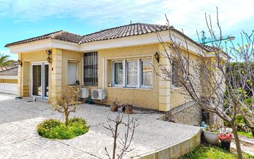 Property slide 43
