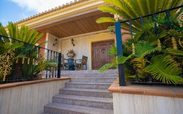 Property slide 10