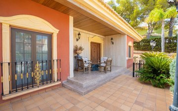 Property slide 21