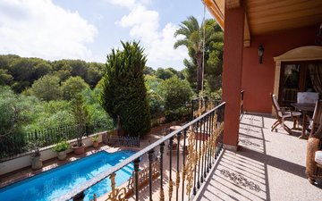 Property slide 50