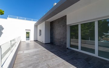 Property slide 22