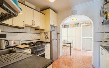 Property slide 19