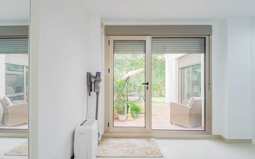 Property slide 21