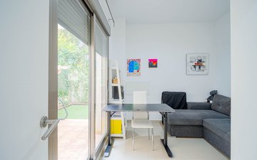 Property slide 31