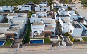 Property slide 32