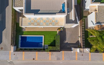 Property slide 28