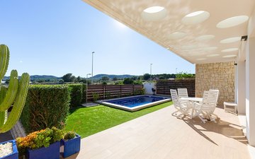 Property slide 44