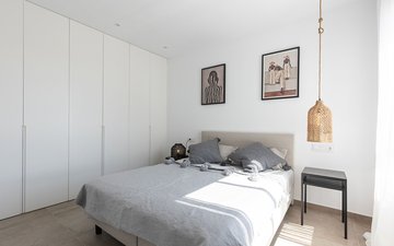 Property slide 43