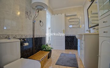 Property slide 30
