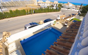 Property slide 33