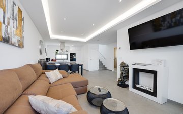 Property slide 18