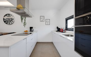 Property slide 22
