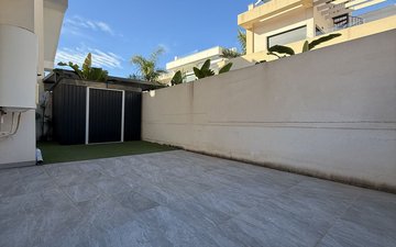 Property slide 21