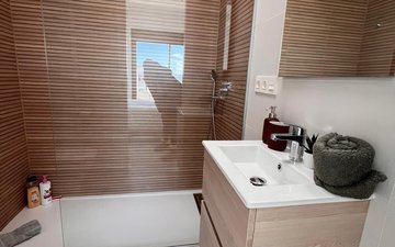 Property slide 21