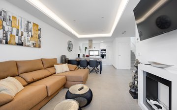 Property slide 21
