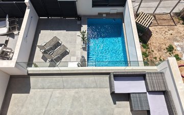 Property slide 7