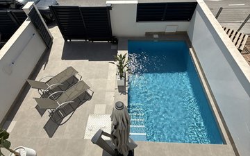 Property slide 15