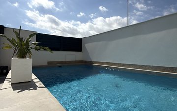 Property slide 20