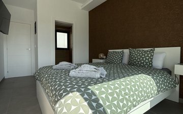 Property slide 36