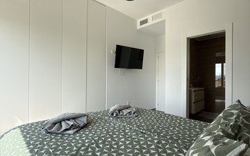 Property slide 38