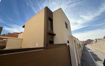 Property slide 7