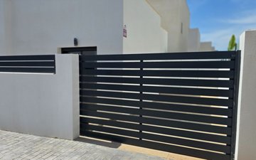 Property slide 39