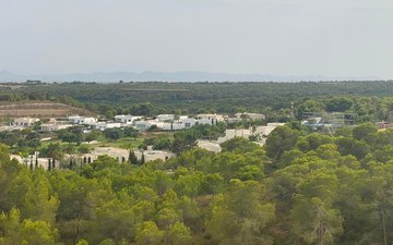 Property slide 47