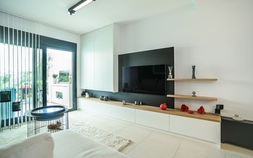 Property slide 6